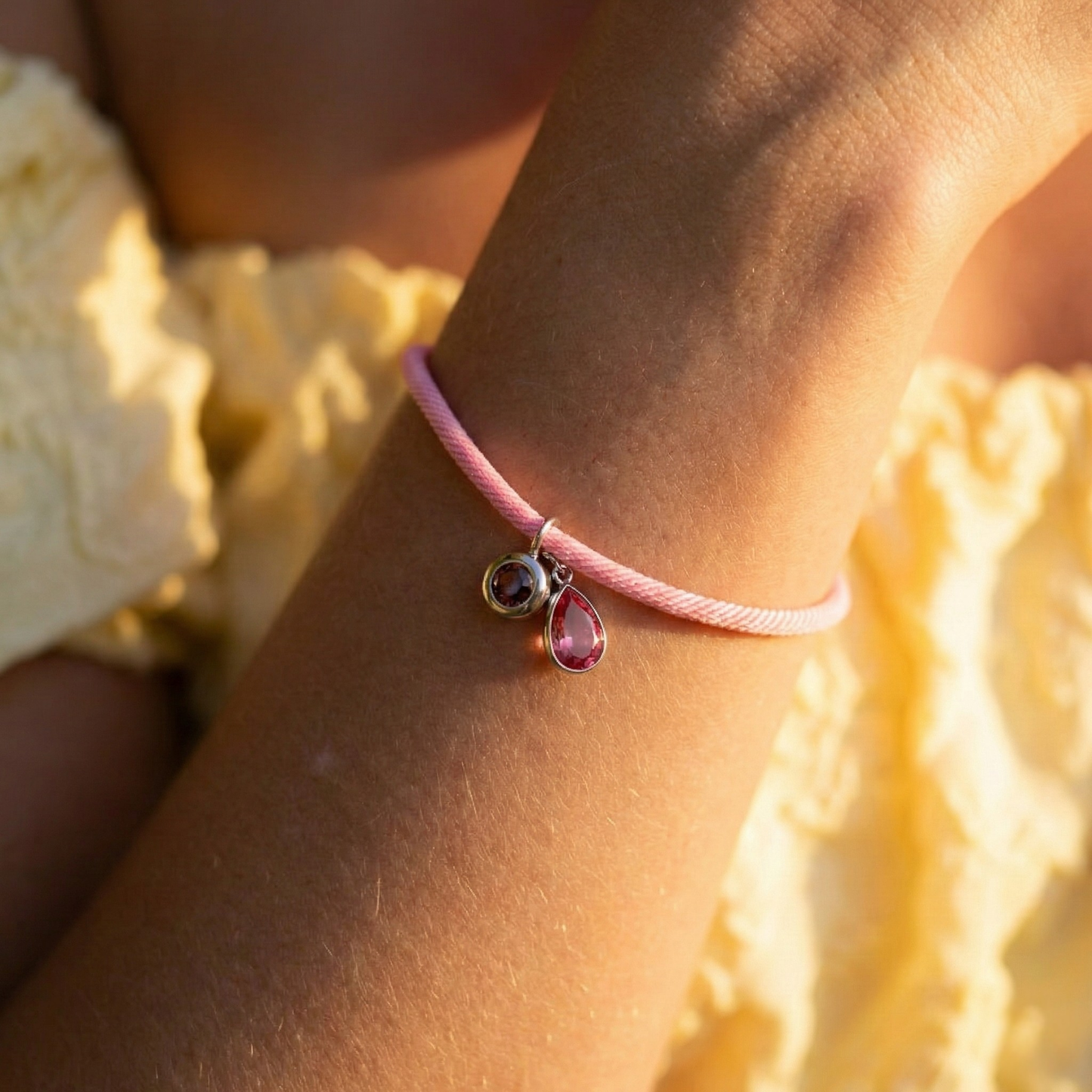 Fotoarmband med ditt eget foto - Essence Födelsesten