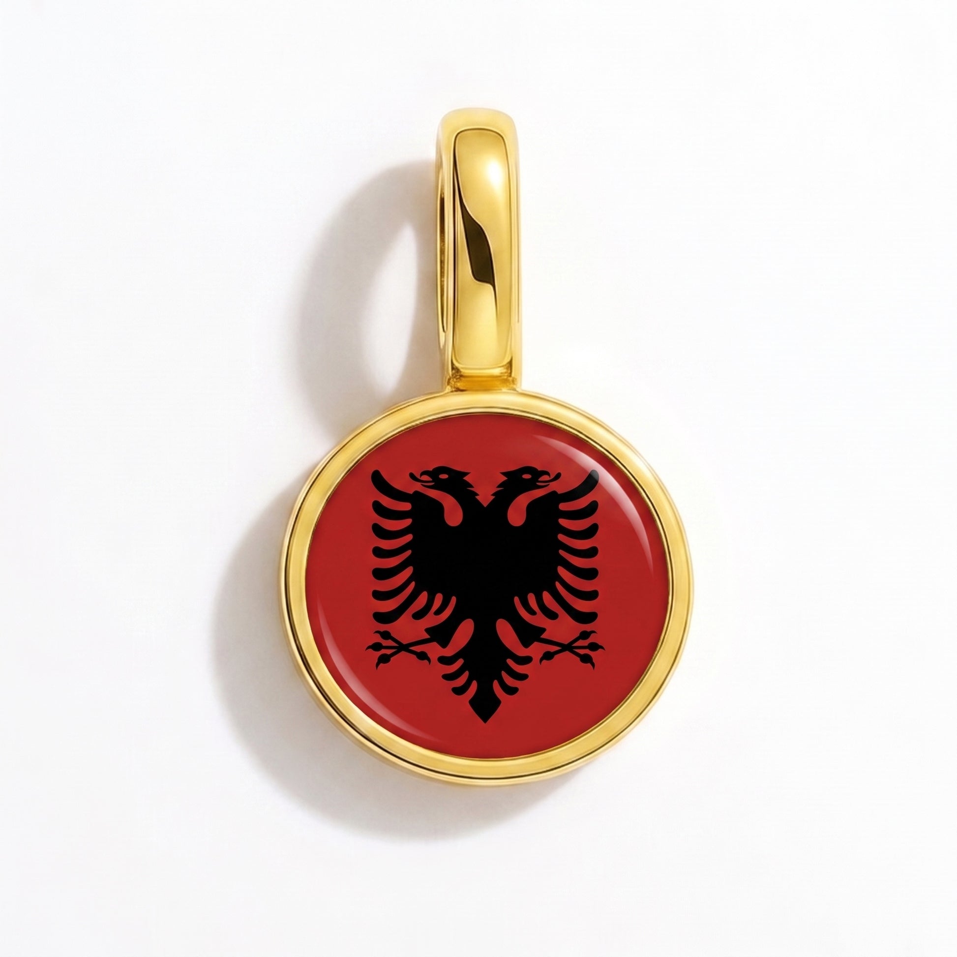 Flaggcharm Albanien – rund guld