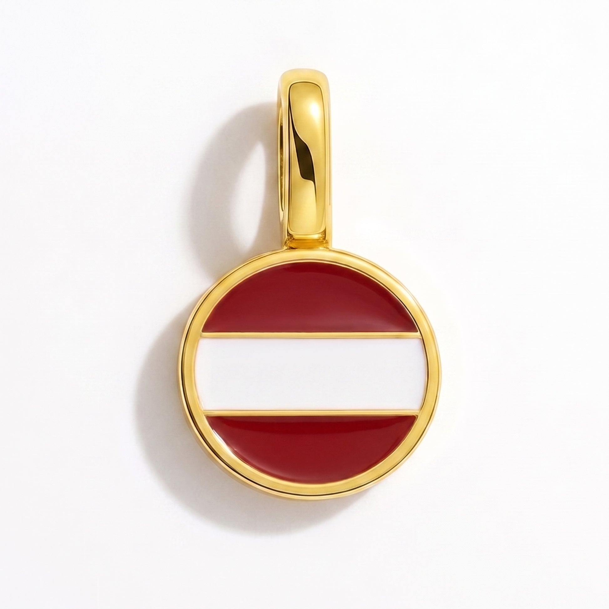 Flaggcharm Lettland – rund guld
