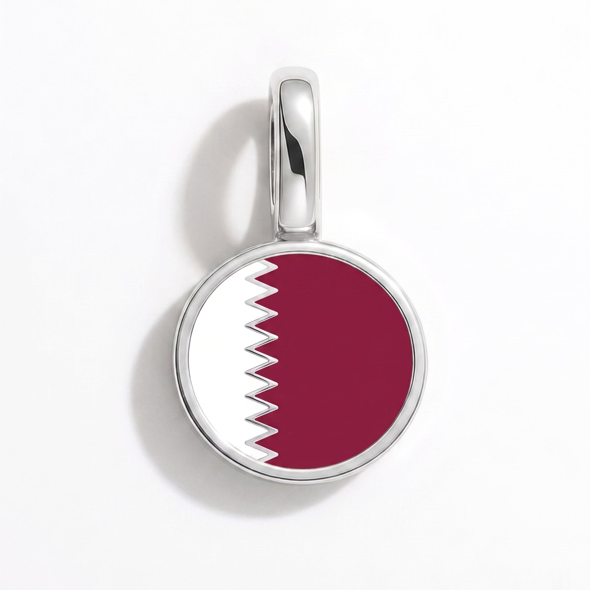 Flaggcharm Qatar – rund silver