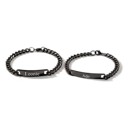 Partnerarmband med gravyr