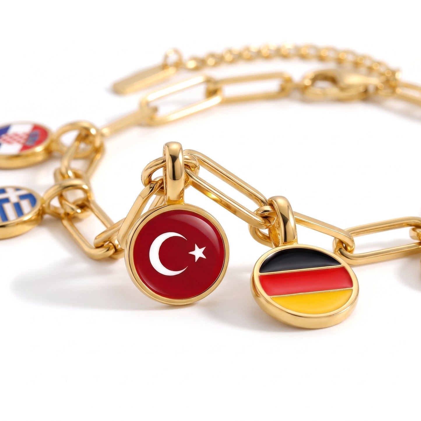 Armband med Landscharms – Guld